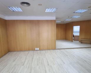 Premises for sale in Lorca  with Air Conditioner