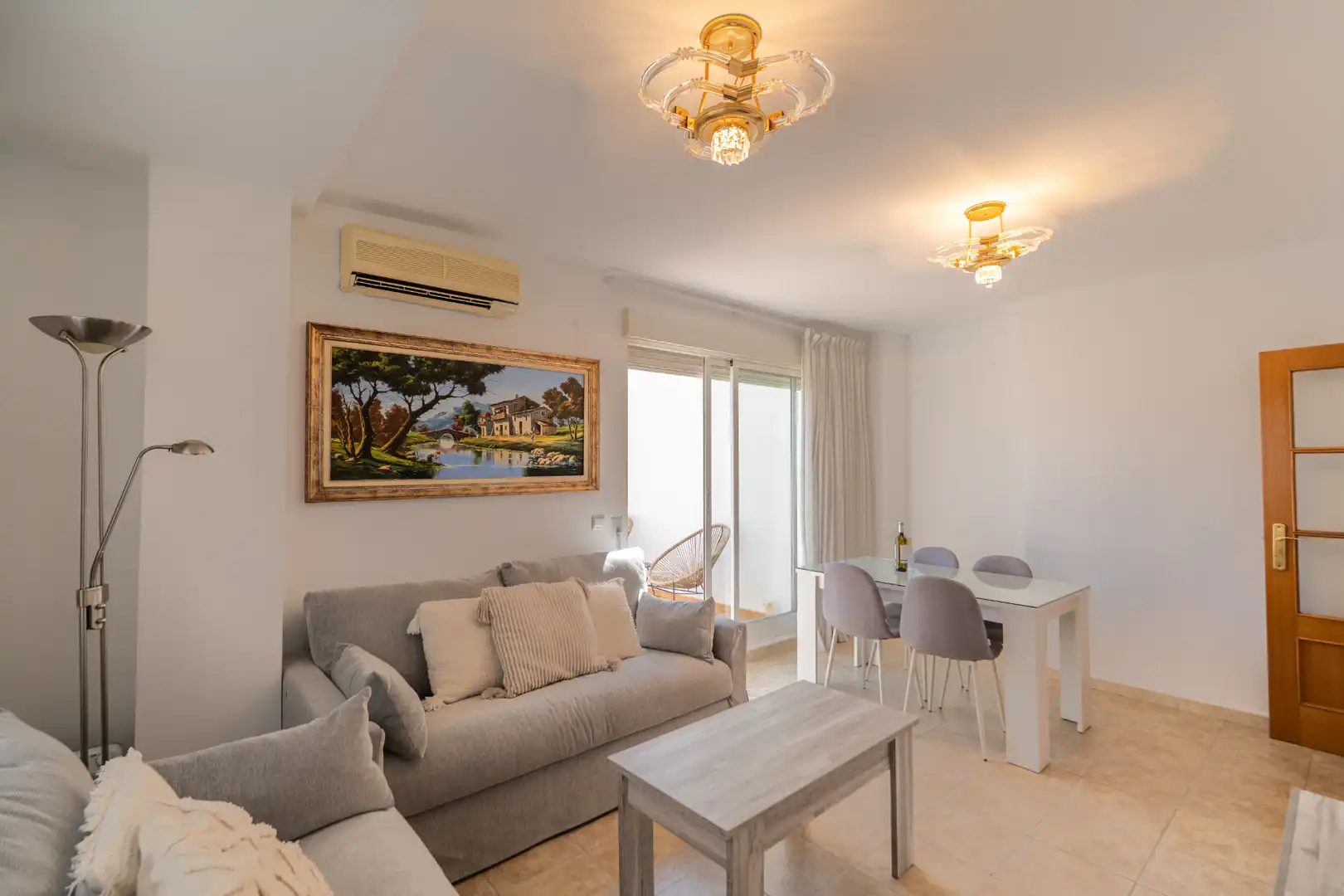 Apartments for rent in Carrer Venecia, 28, Montañar - El Arenal