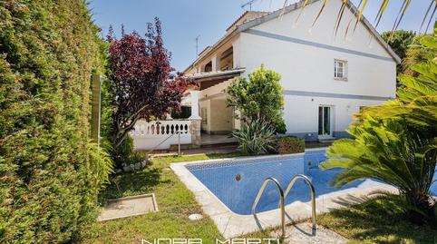 Foto 2 de Casa adosada en venda a Can Sans, Barcelona