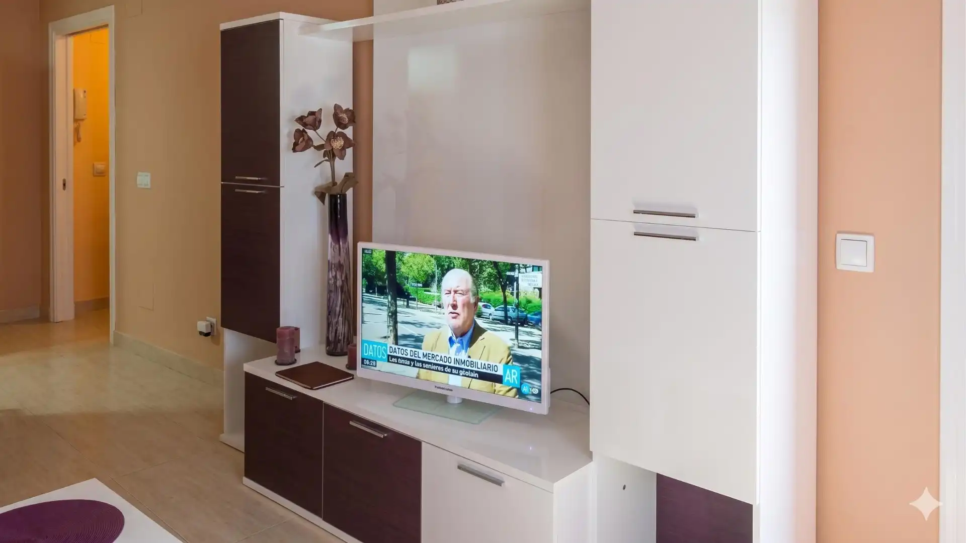 Wohnzimmer von Wohnung zum Verkauf in Almería mit Klimaanlage und Möbliert