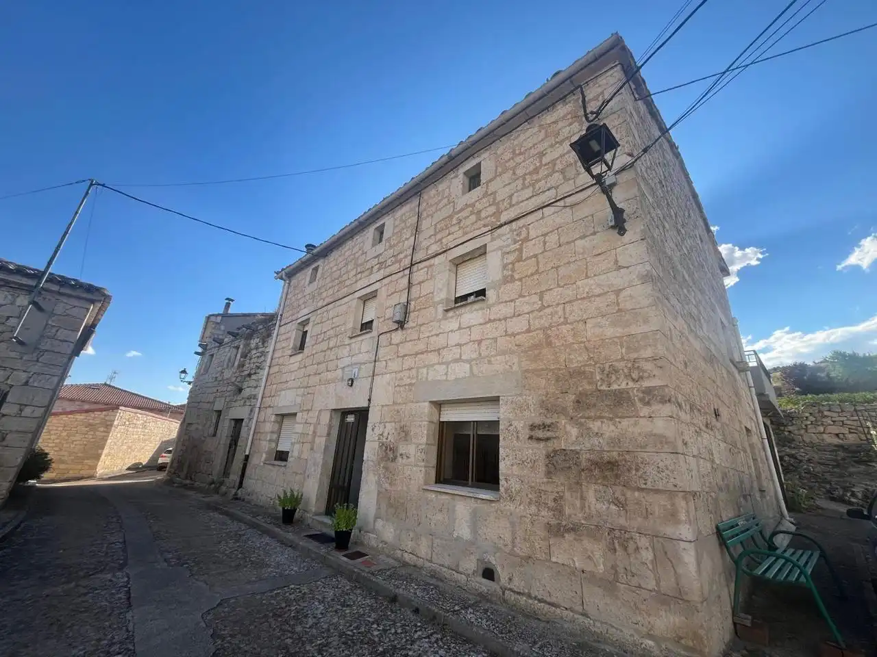 Vista exterior de Casa o xalet en venda en Susinos del Páramo amb Calefacció i Terrassa