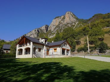 Casa en venda a Calle Unica Ag Javierre 10