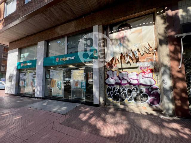 Local comercial en Alquiler en DE LA PAZ en Villa Pilar