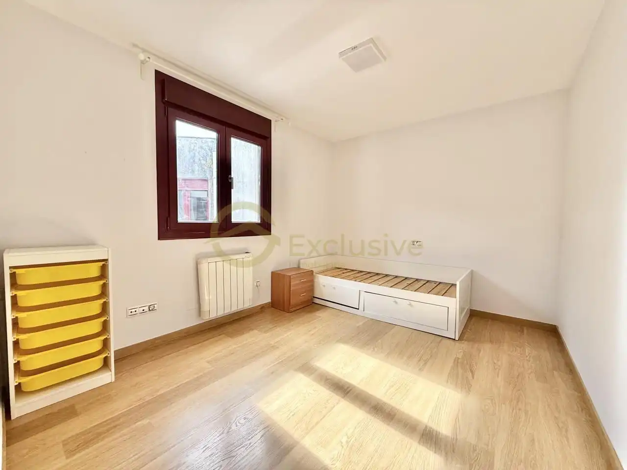 Habitación de Ático en venta en Viveiro con Calefacción, Parquet y Trastero