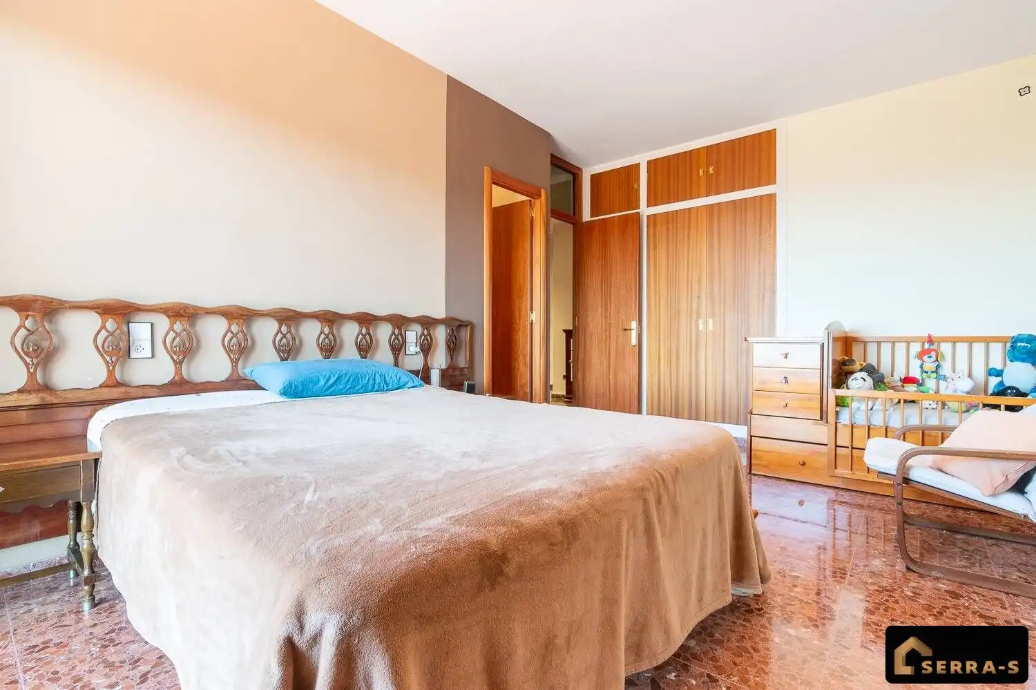 Casa rústica amb terrassa en venda a Nucli Urbà, imagen 39