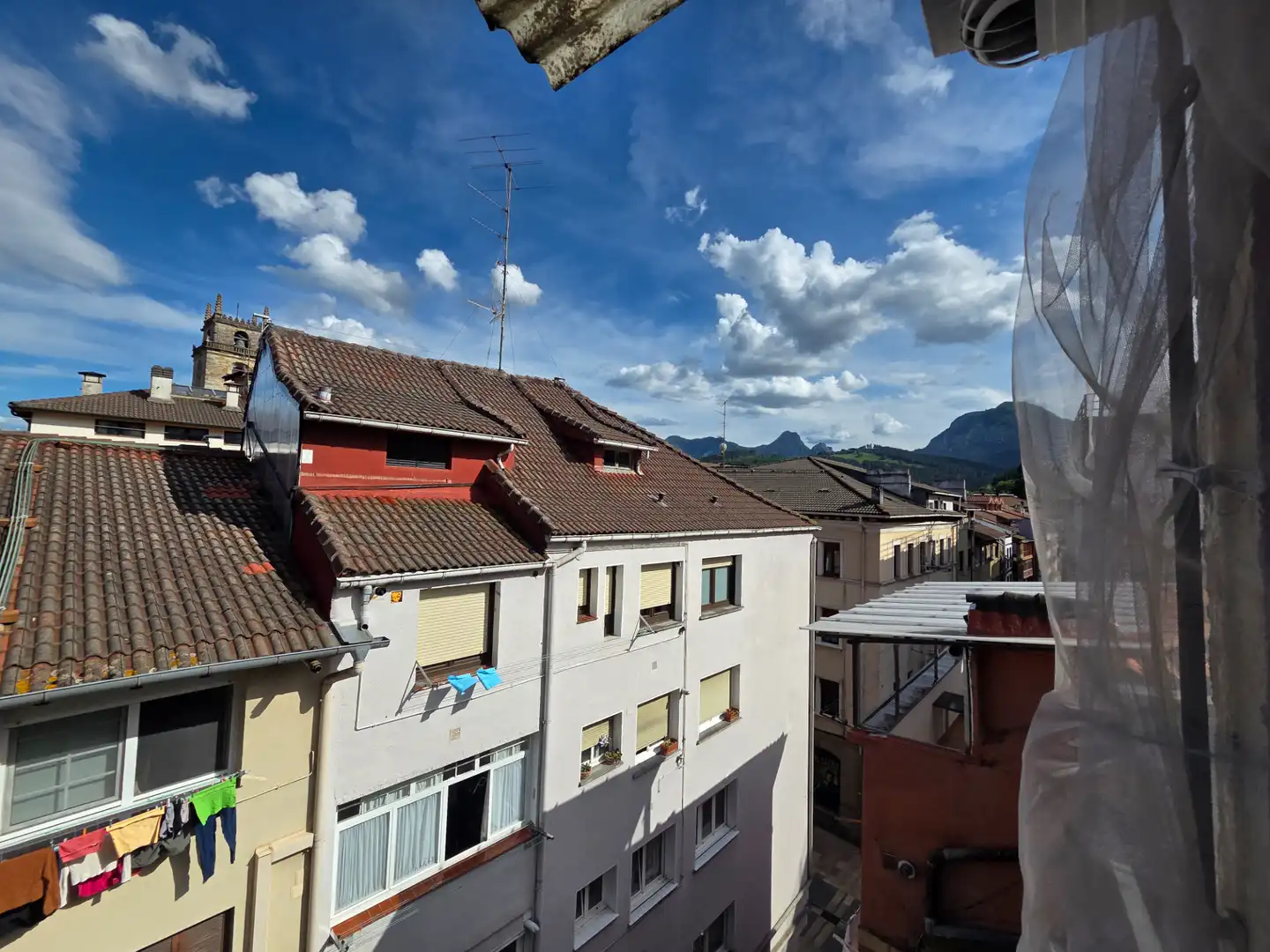 Vista exterior de Piso en venta en Durango con Calefacción, Trastero y Balcón