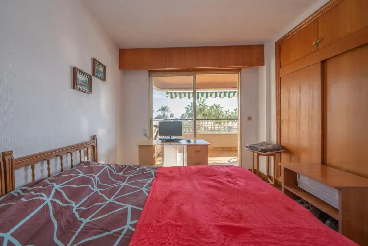 Habitación de Piso en venta en El Campello con Calefacción, Jardín privado y Terraza