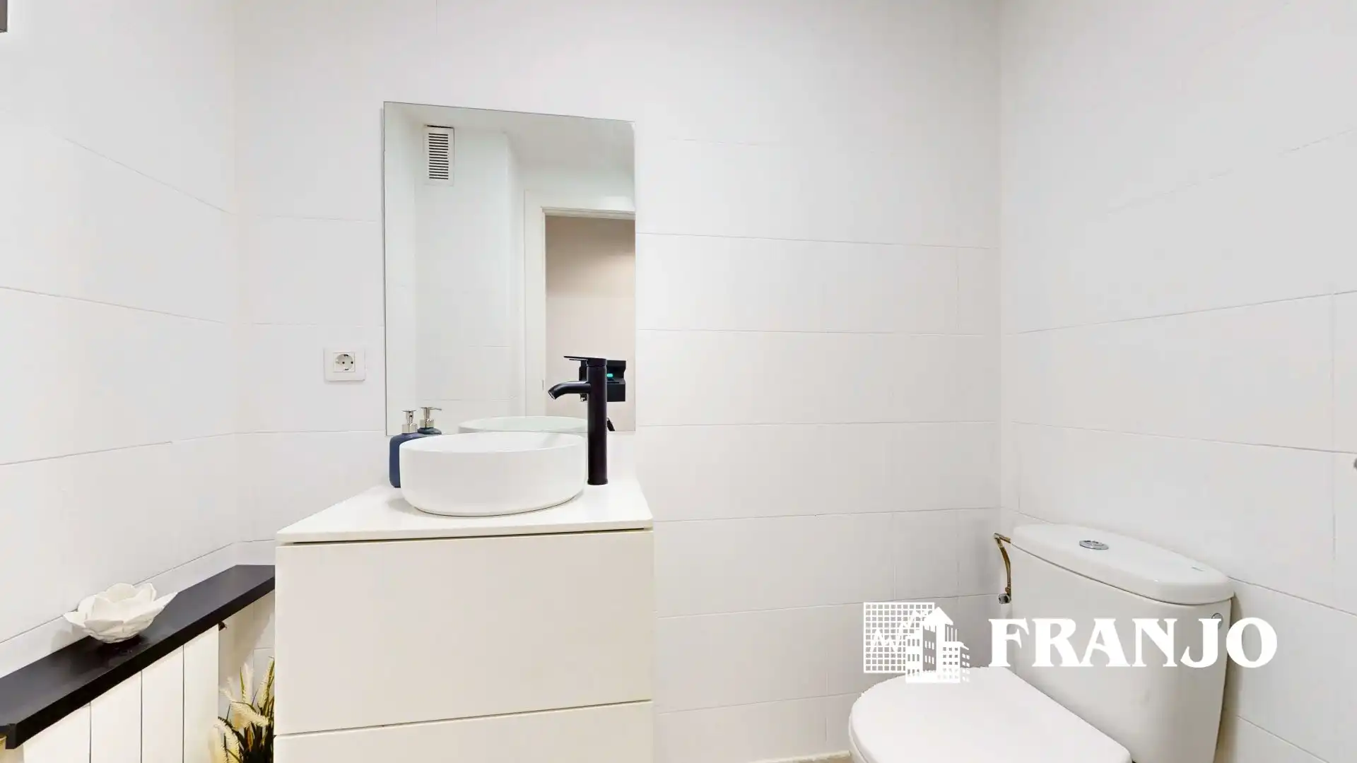 Baño de Piso en venta en Barberà del Vallès con Aire acondicionado y Calefacción