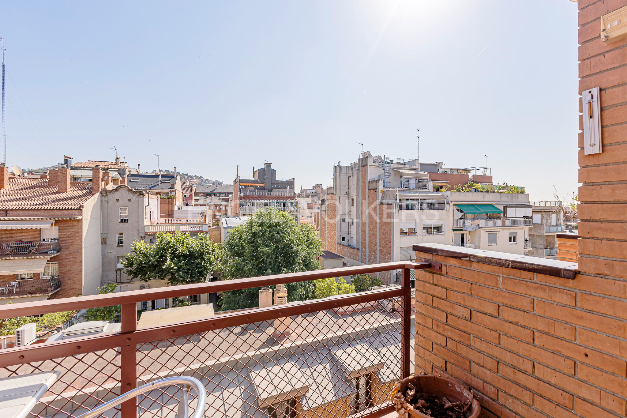 Exterior view of Duplex for sale in  Barcelona Capital  with Air Conditioner, Heating and Parquet flooring