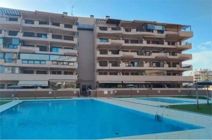 Appartement compact avec terrasse à vendre à Los Arenales del Sol, imagen 3