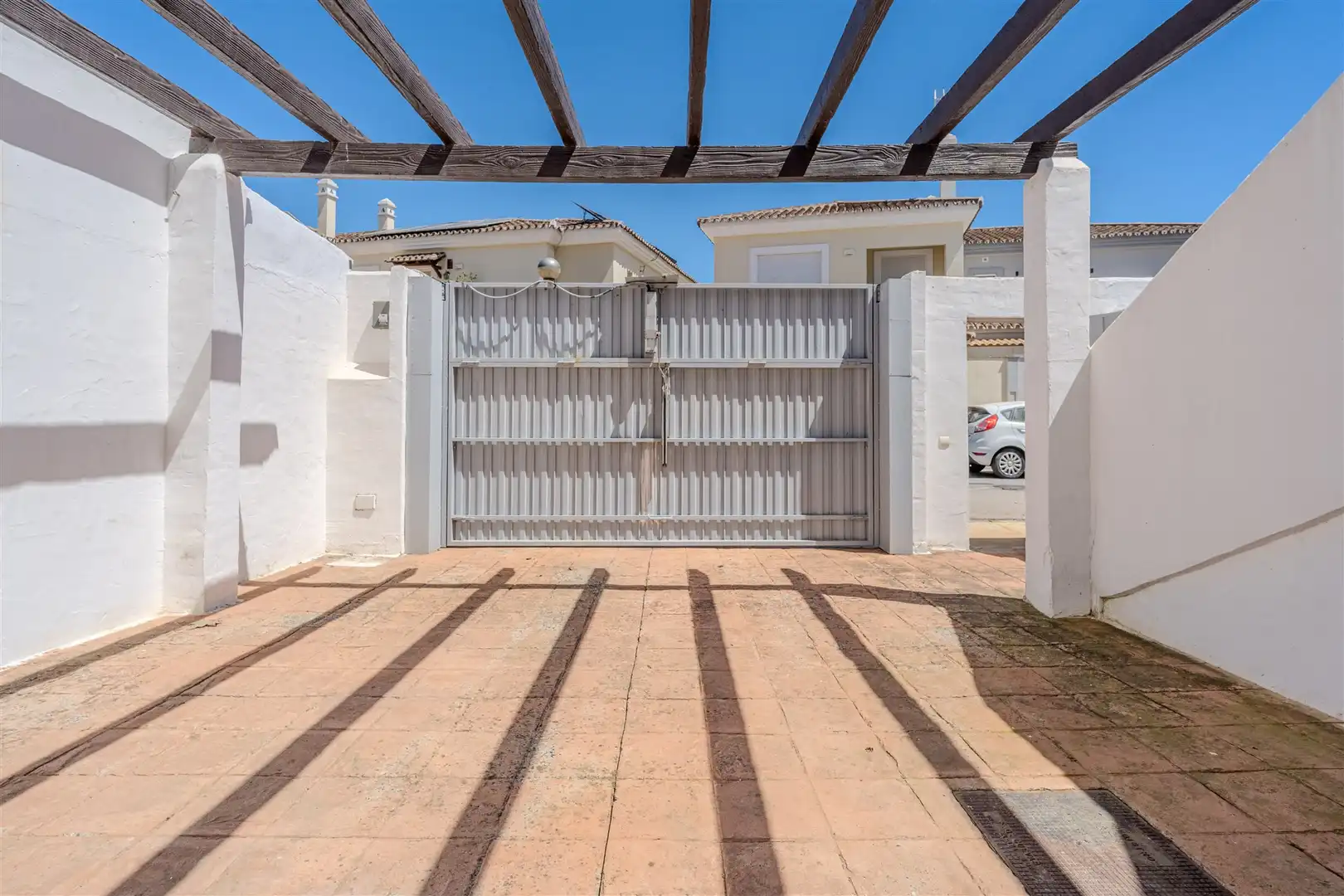 Vista exterior de Casa o xalet en venda en Estepona