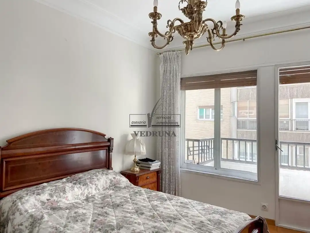 Bedroom of Flat for rent in Zaragoza  with Heating and Terrace