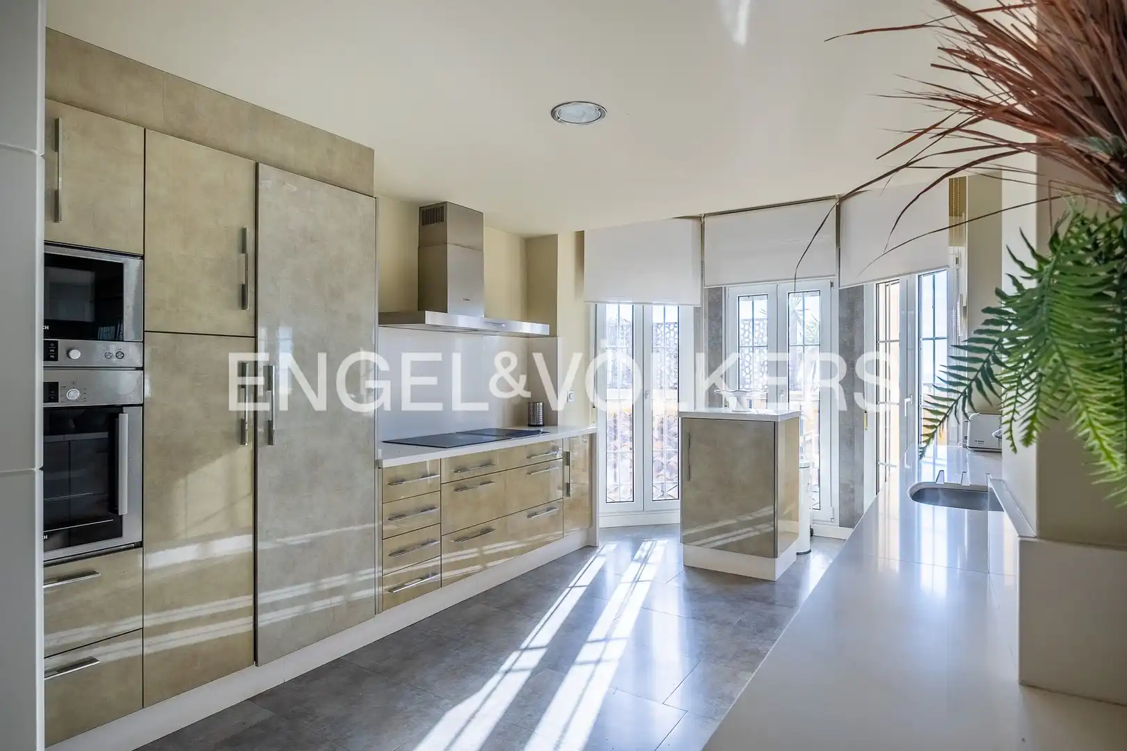 Cocina de Ático en venta en Ayamonte con Aire acondicionado, Calefacción y Jardín privado