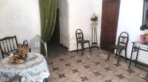 PROPIEDAD PARA DERRIBO O REHABILITACIÓN INTEGRAL EN UBICACIÓN PRIVILEGIADA.