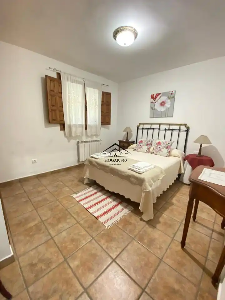 Dormitori de Finca rústica en venda en Valencia de Alcántara amb Jardí privat, Terrassa i Piscina