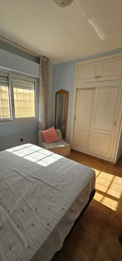 Dormitori de Casa o xalet en venda en Orihuela amb Aire condicionat, Jardí privat i Terrassa