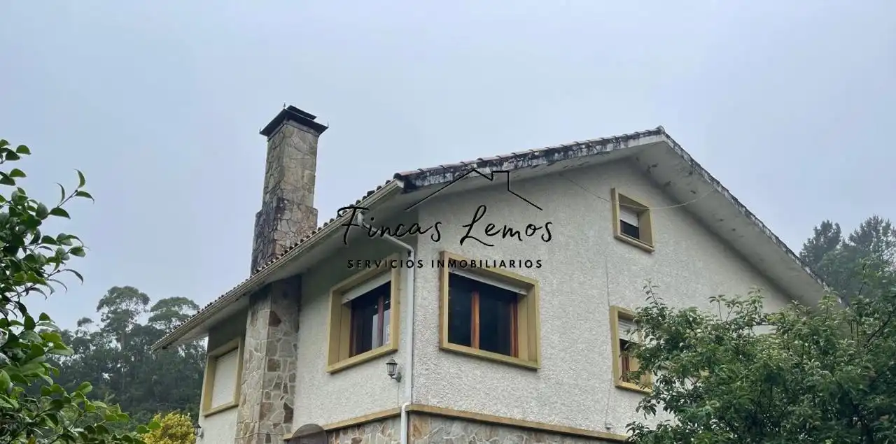 Vista exterior de Casa o chalet en venta en Camariñas con Calefacción, Jardín privado y Amueblado