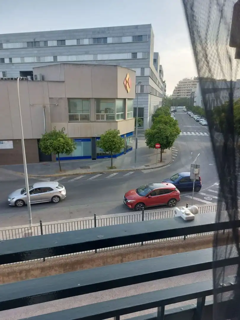 Außenansicht von Wohnung zur Miete in Sevilla mit Klimaanlage und Möbliert