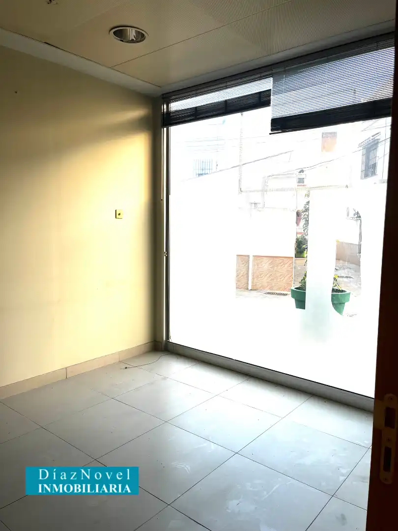 Commercial properties for sale in Rincón de la Victoria  with Air Conditioner