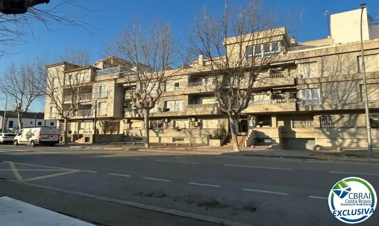 Exterior view of Study for sale in Castelló d'Empúries  with Air Conditioner, Heating and Parquet flooring