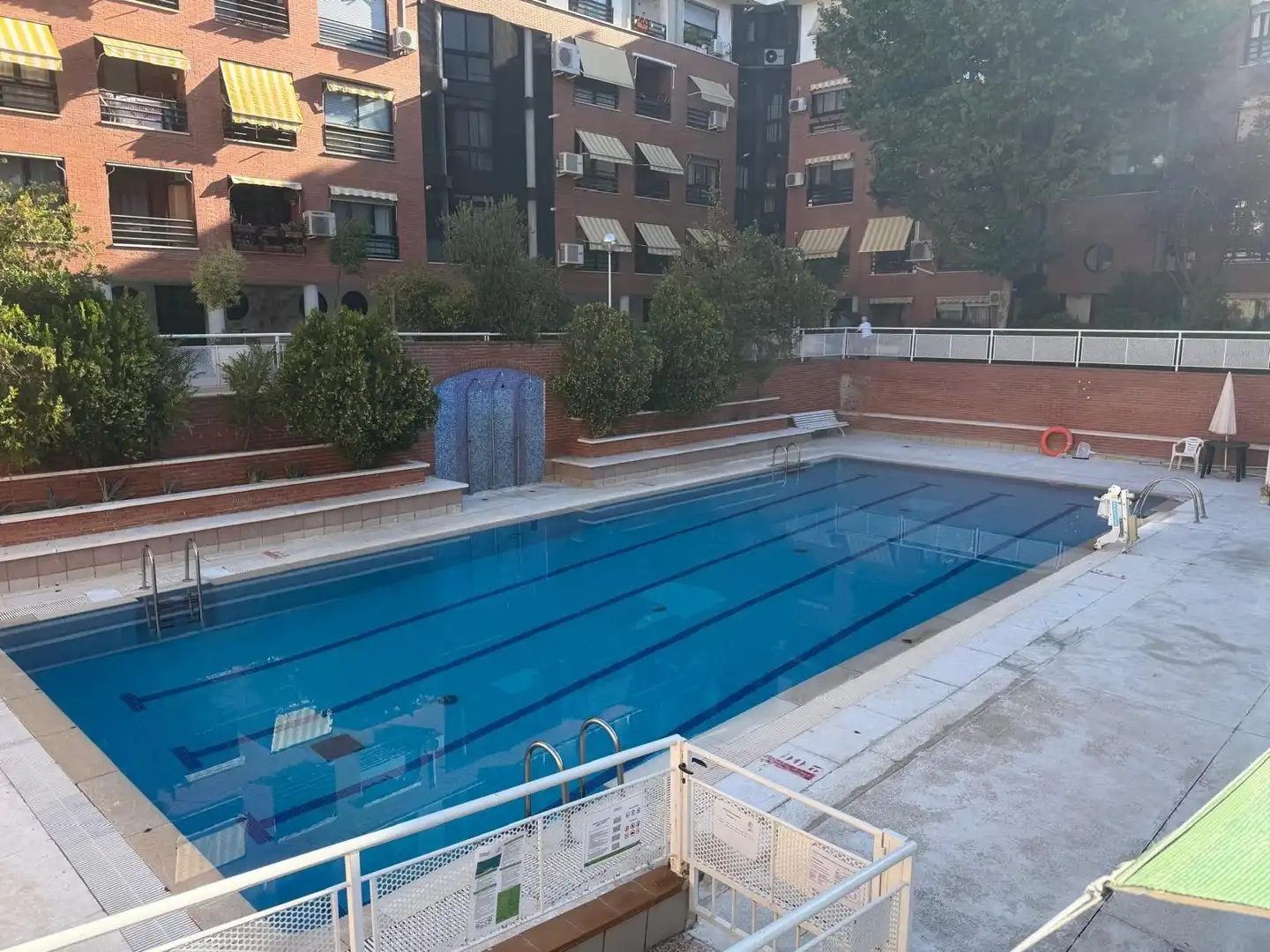 Piso de alquiler en Calle LA CENICIENTA, Palomeras Bajas