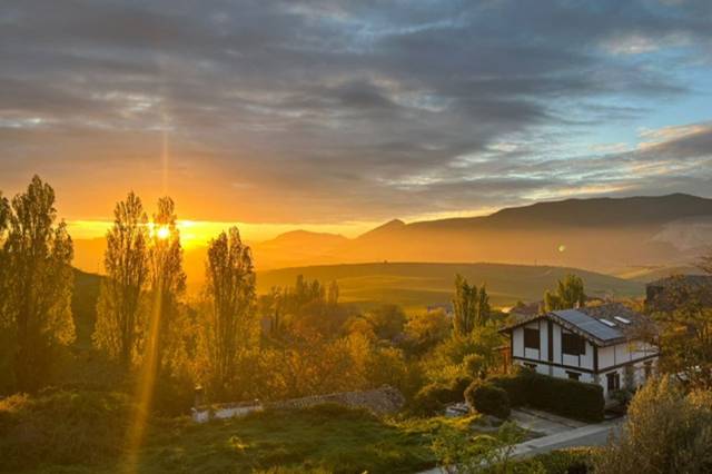 Casa-chalet en Venta en Calle el Regachal en Galar