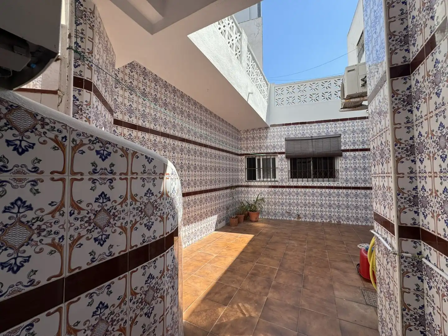 Terrasse von Erdgeschoss zum Verkauf in Chipiona