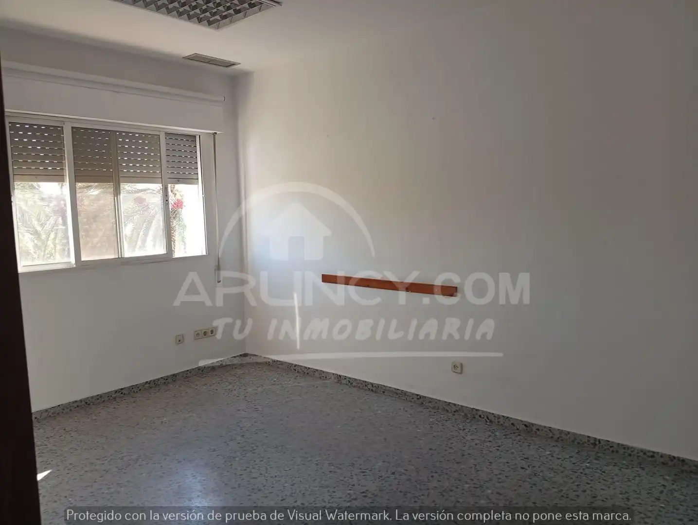 Oficina de alquiler en Alcalá de Guadaira con Aire acondicionado