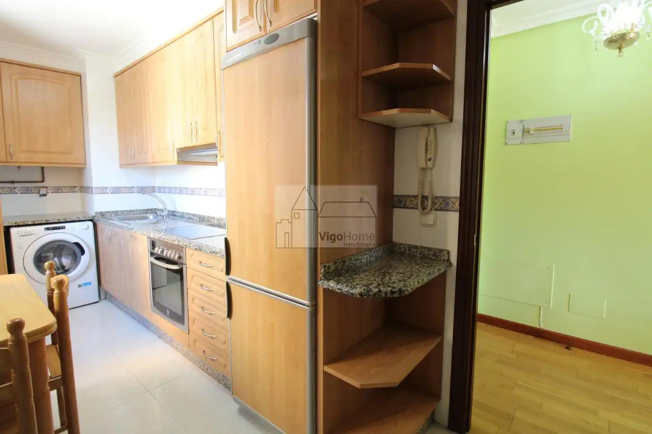 Kitchen of Flat for rent in Vigo   with Heating, Storage room and Furnished