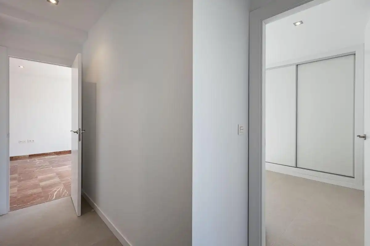 Flat for rent in Granada  with Air Conditioner, Heating and Terrace