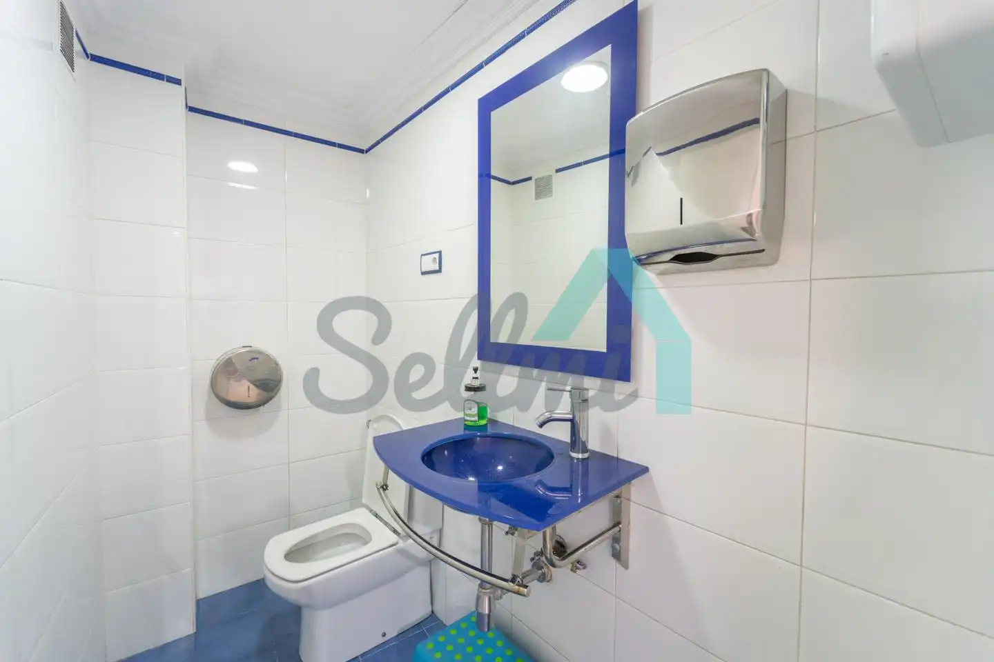 Local comercial de lloguer a Manuel Pedregal, imagen 51