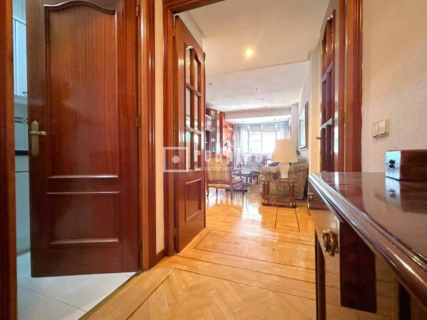 Vista exterior de Pis en venda en Madrid amb Calefacció, Parquet i Terrassa