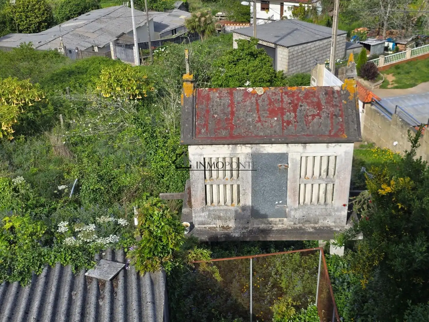 Casa o xalet en venda en Bueu amb Calefacció, Traster i Moblat