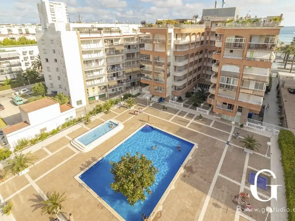 Swimming pool of Attic for sale in Salou  with Parquet flooring, Terrace and Storage room