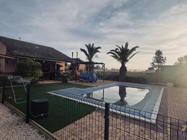 Casa rústica amb piscina en venda a catorce s/n