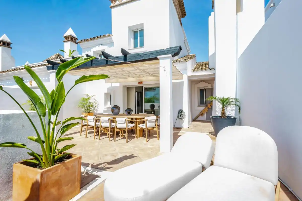 Duplexes for sale in Calle Lago de los Cisnes, Nagüeles Alto