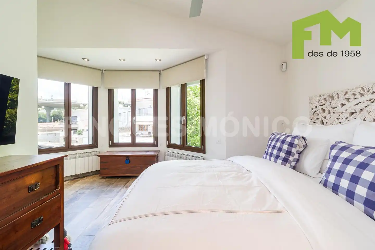 Habitación de Casa o chalet en venta en El Masnou con Aire acondicionado, Calefacción y Jardín privado