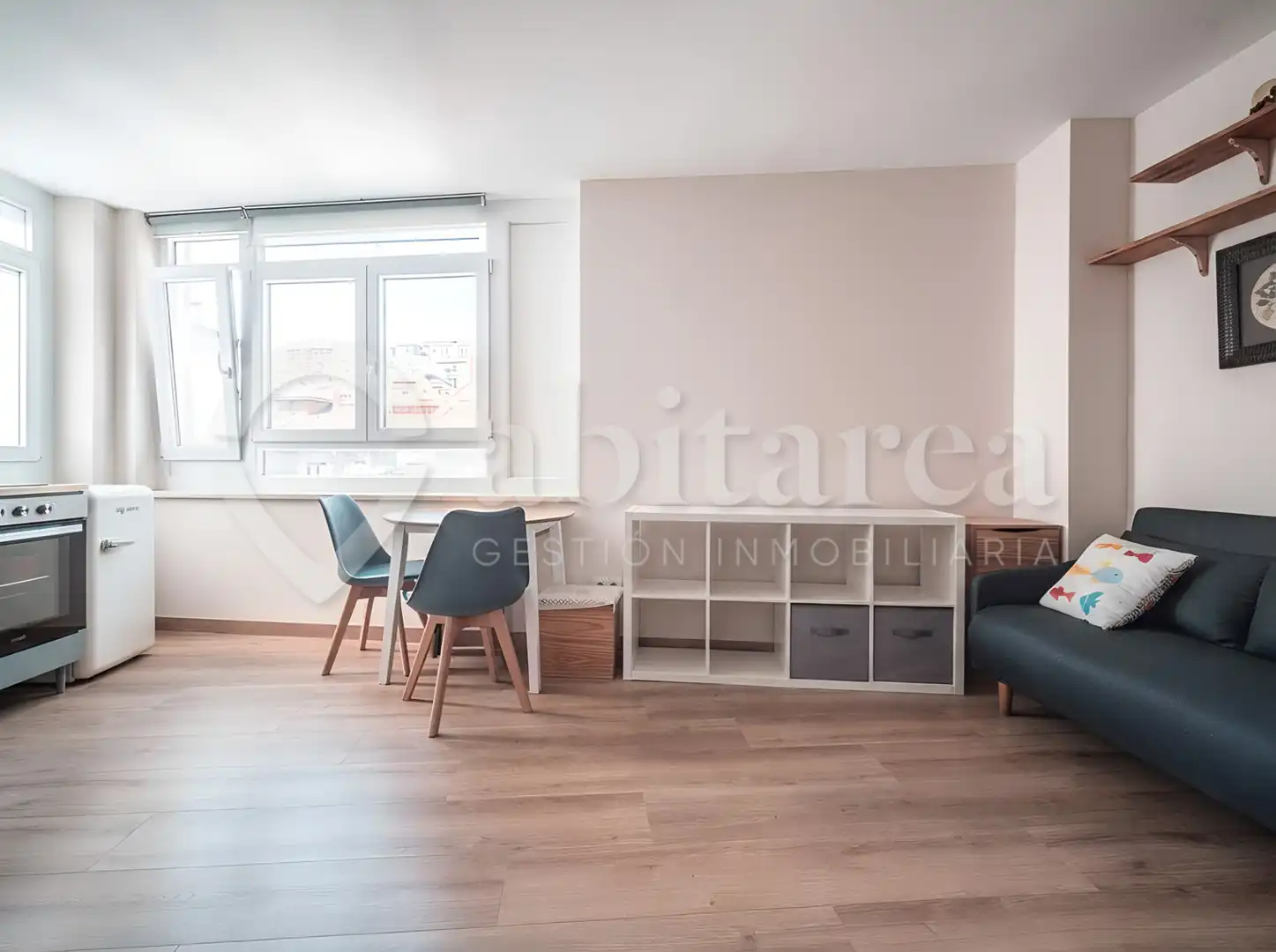 Habitación de Estudio de alquiler en Santander con Calefacción, Amueblado y Horno