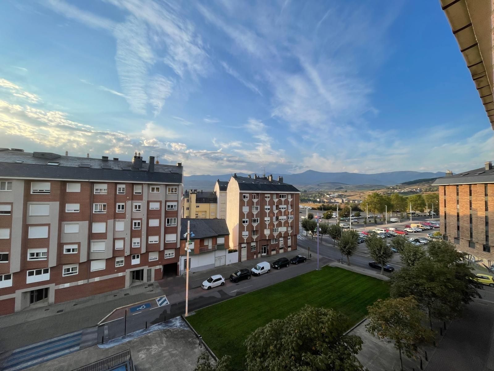 Pis de lloguer a  p.º nicolas de brujas, Zona Alta