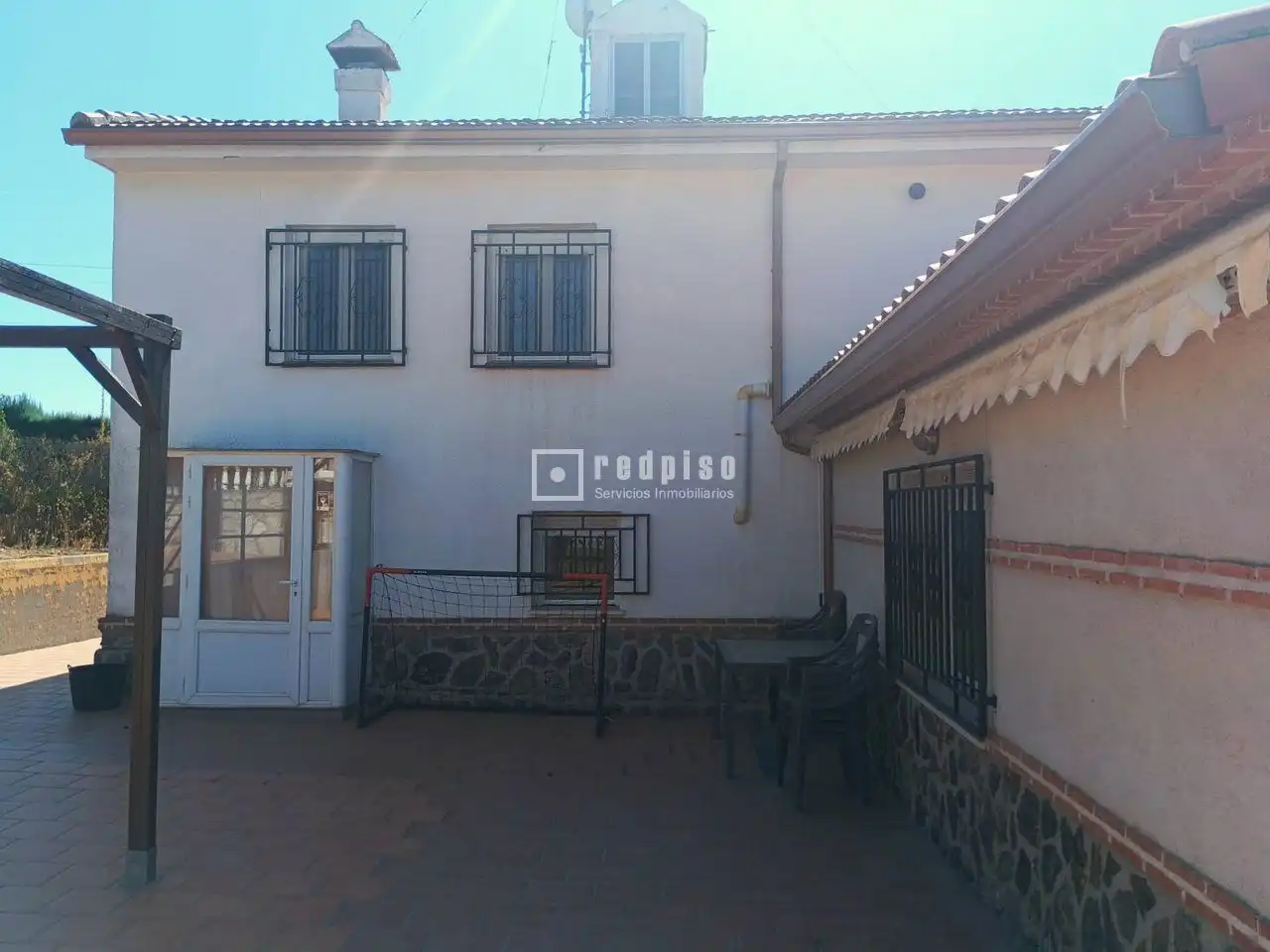 Jardín de Casa o chalet en venta en Cedillo del Condado con Calefacción, Jardín privado y Terraza