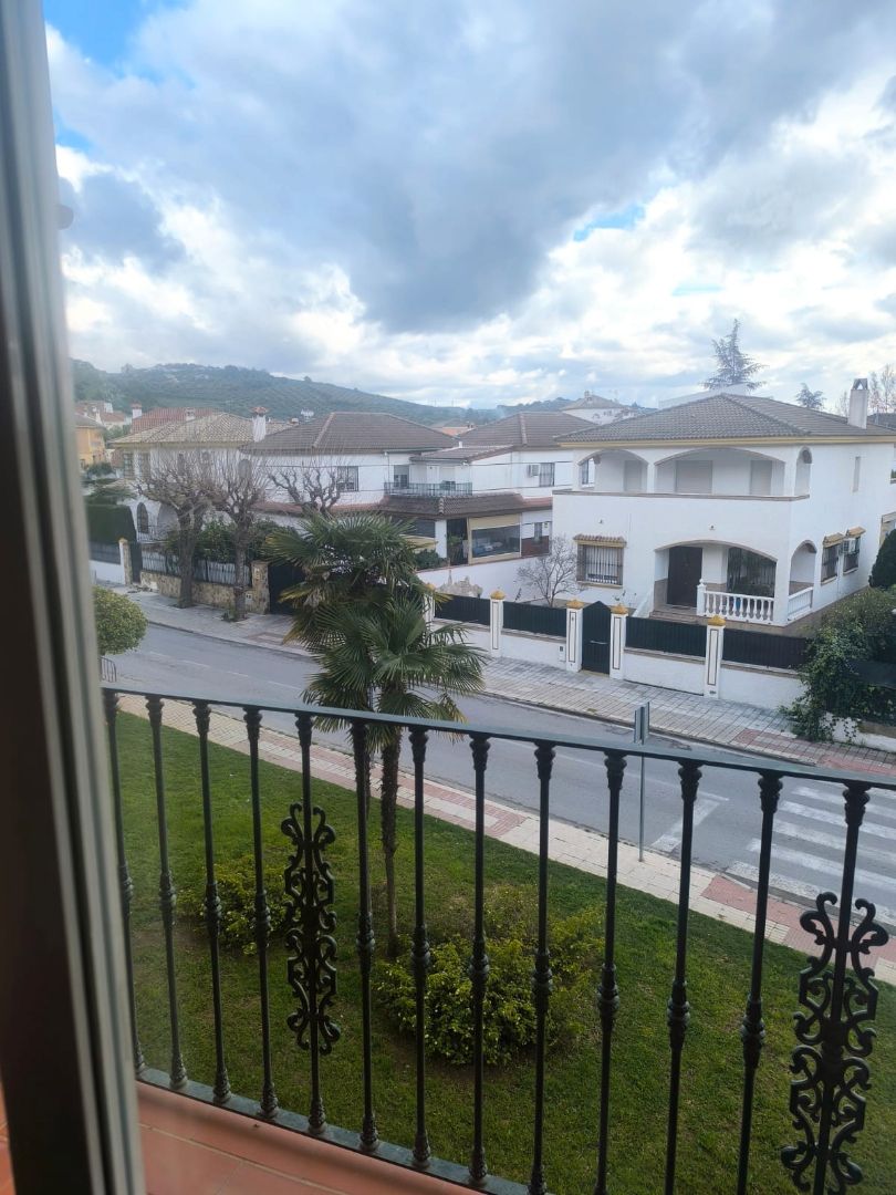 Vista exterior de Pis en venda en Cabra amb Traster