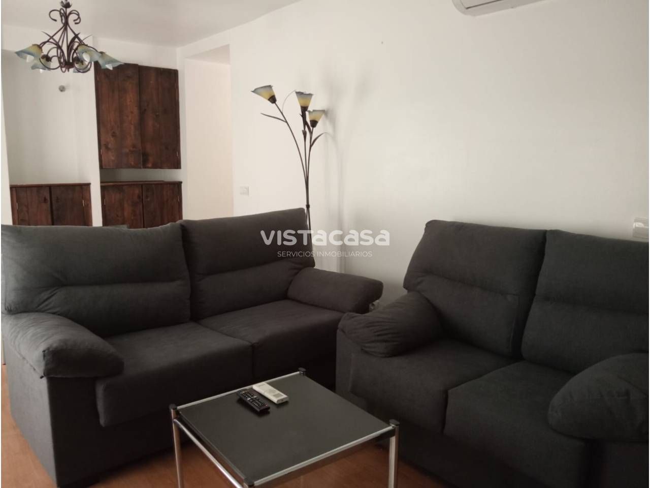 Living room of Flat to rent in Mairena del Alcor  with Air Conditioner, Parquet flooring and Terrace
