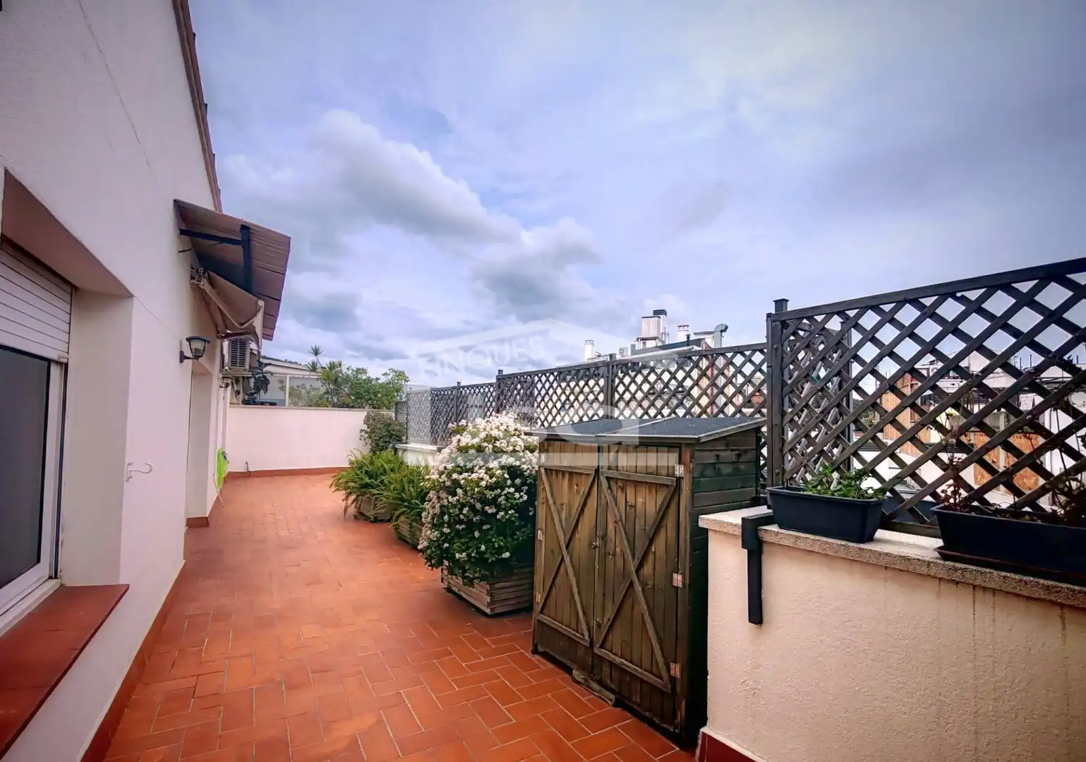 Terrasse von Dachboden zum Verkauf in Barcelona mit Klimaanlage, Heizung und Parkett