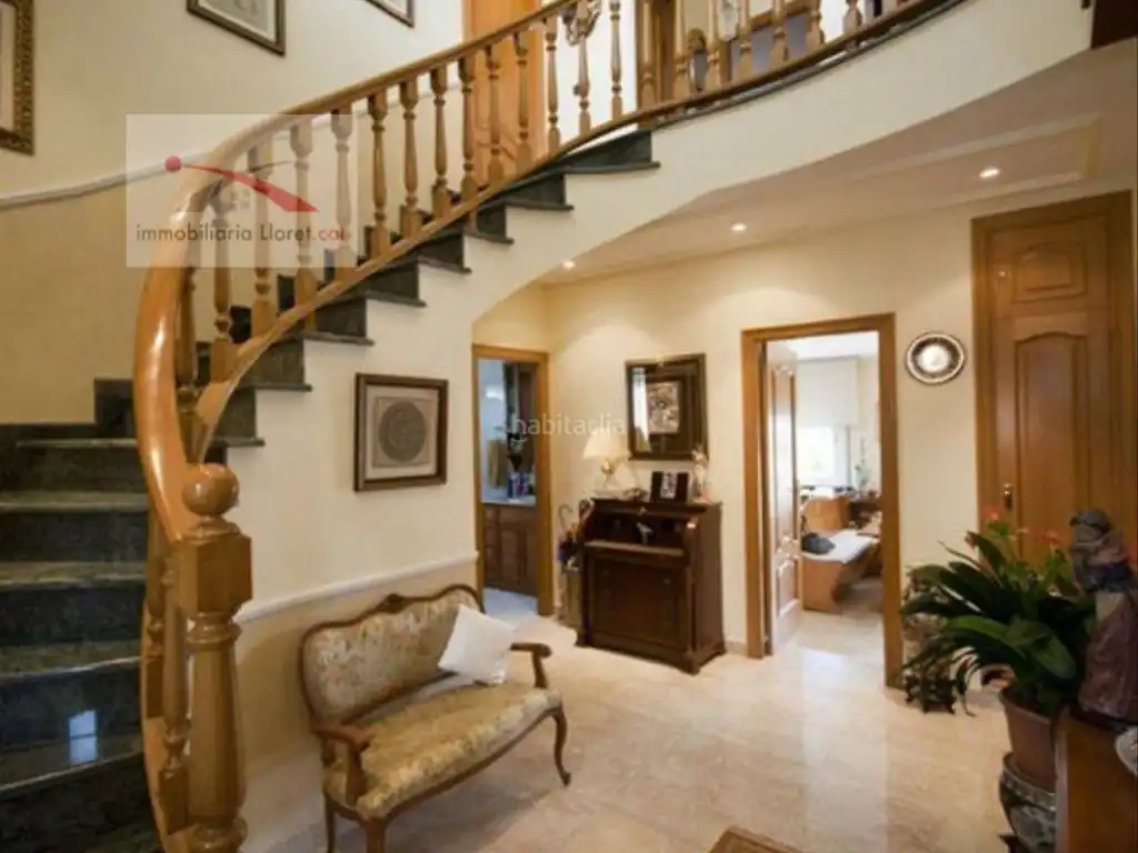 Maison avec piscine à vendre à Fenals, imagen 4