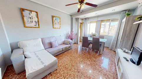 Photo 2 of Flat for sale in Carrer Pío Baroja, Ciutat Jardí - Torreta Verdí, Elche / Elx