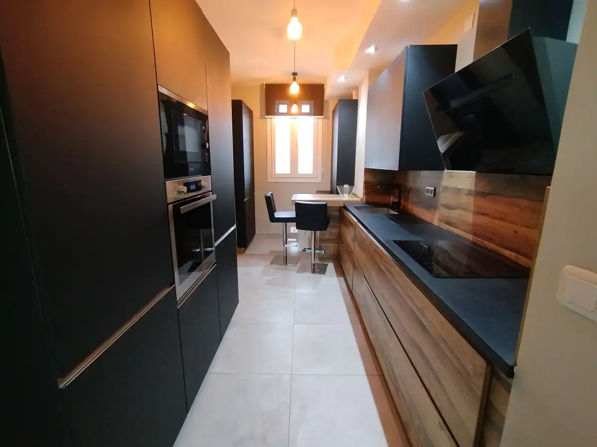 Cuina de Apartament en venda en Torremolinos amb Aire condicionat, Calefacció i Terrassa