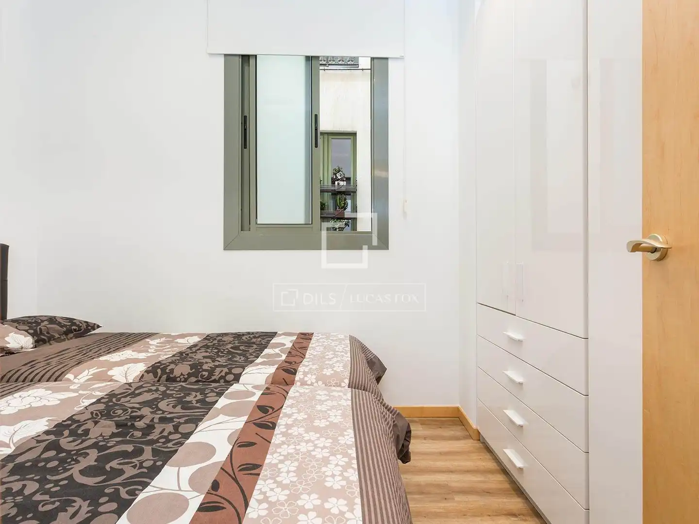 Schlafzimmer von Wohnung zum Verkauf in Barcelona mit Klimaanlage, Heizung und Parkett