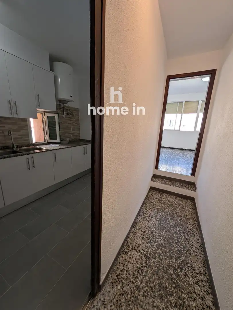 Vista exterior de Piso en venta en La Ràpita con Aire acondicionado y Terraza