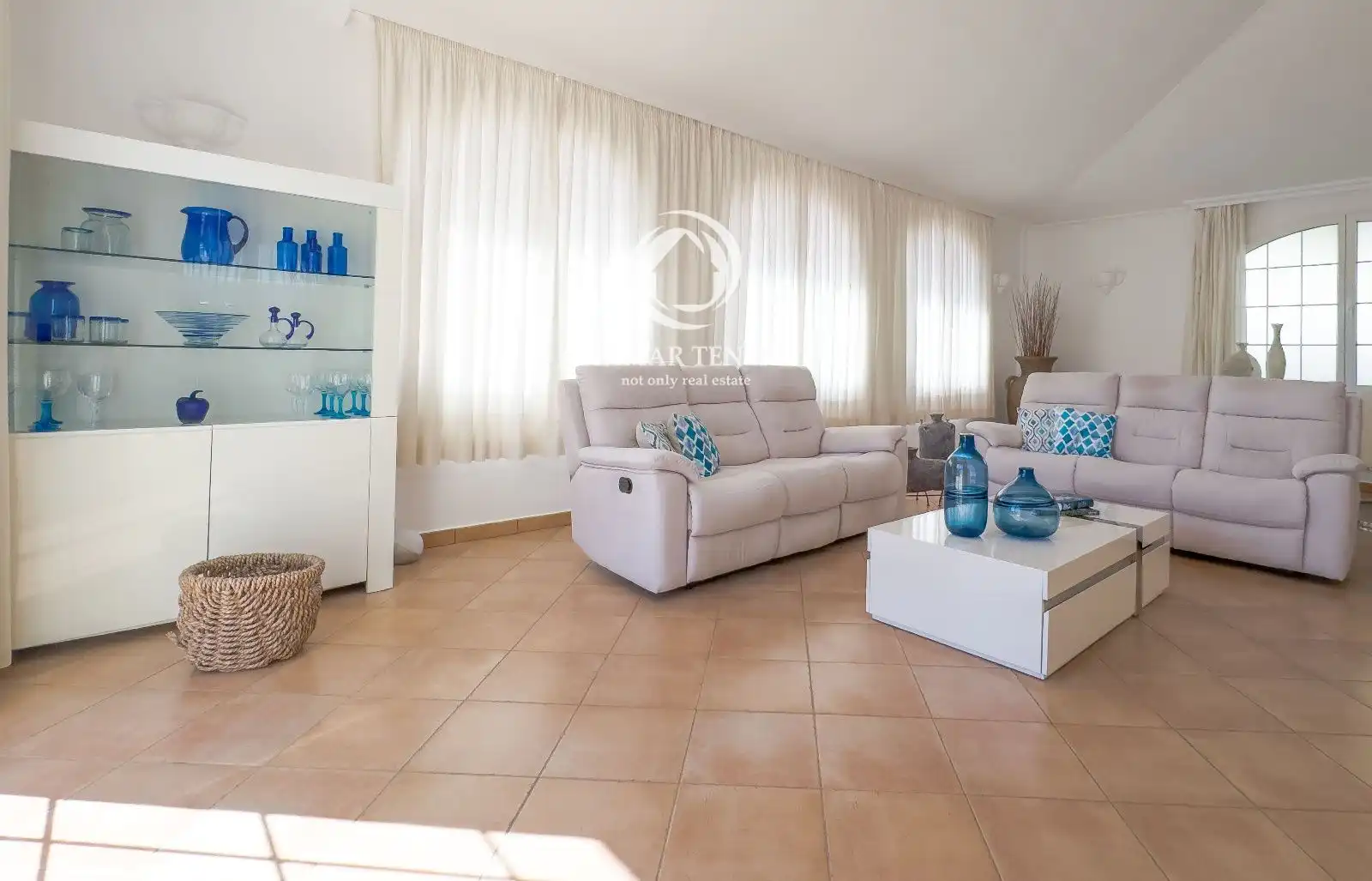 Casa con piscina in vendita a Jardines del Duque, imagen 17