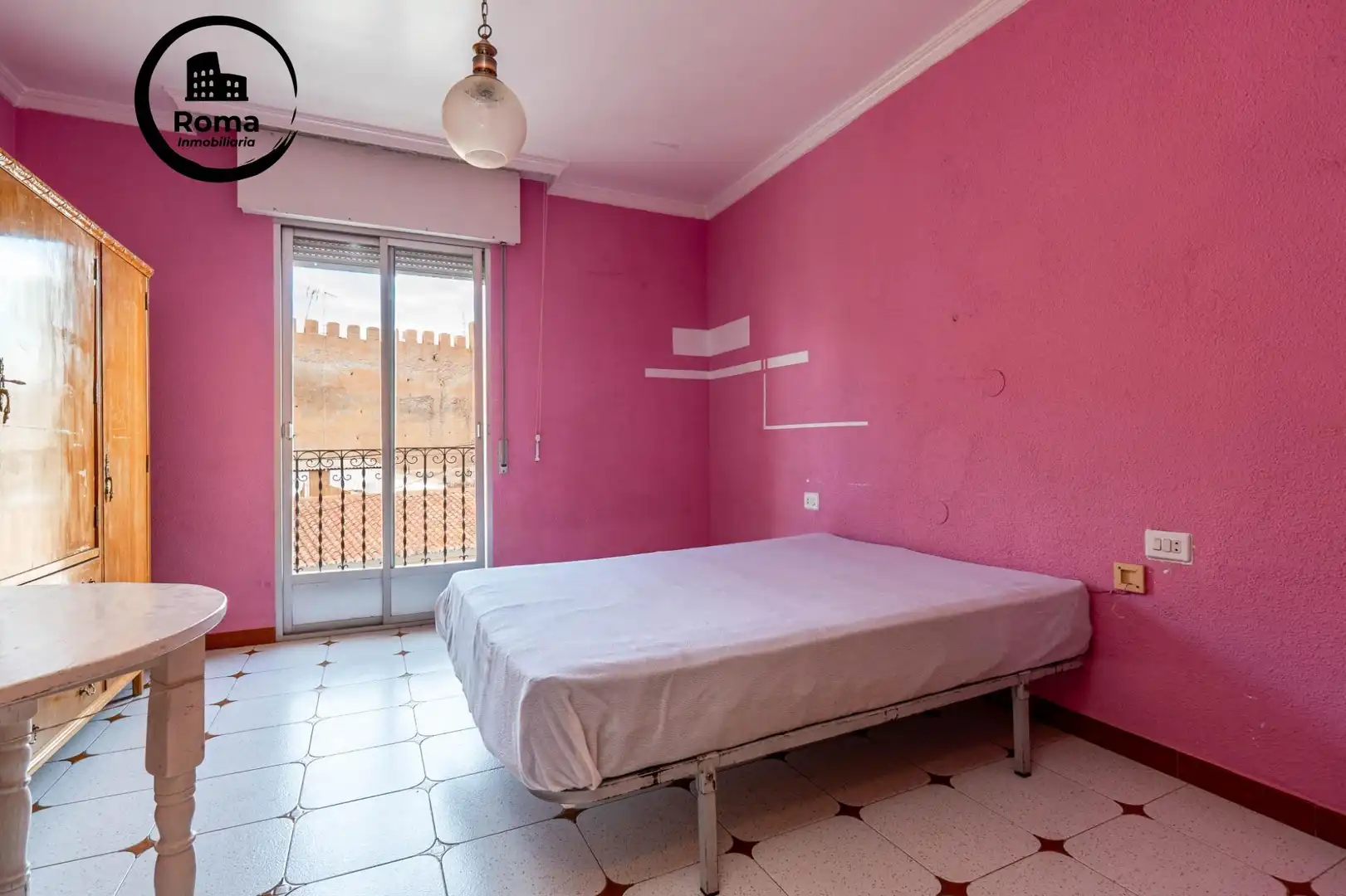 Dormitori de Casa o xalet en venda en Guadix